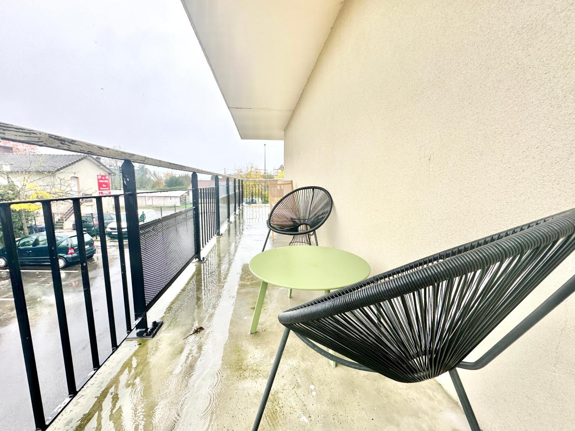 L'Arsene, Un Cocon Avec Terrasse Apartment Panazol Bagian luar foto