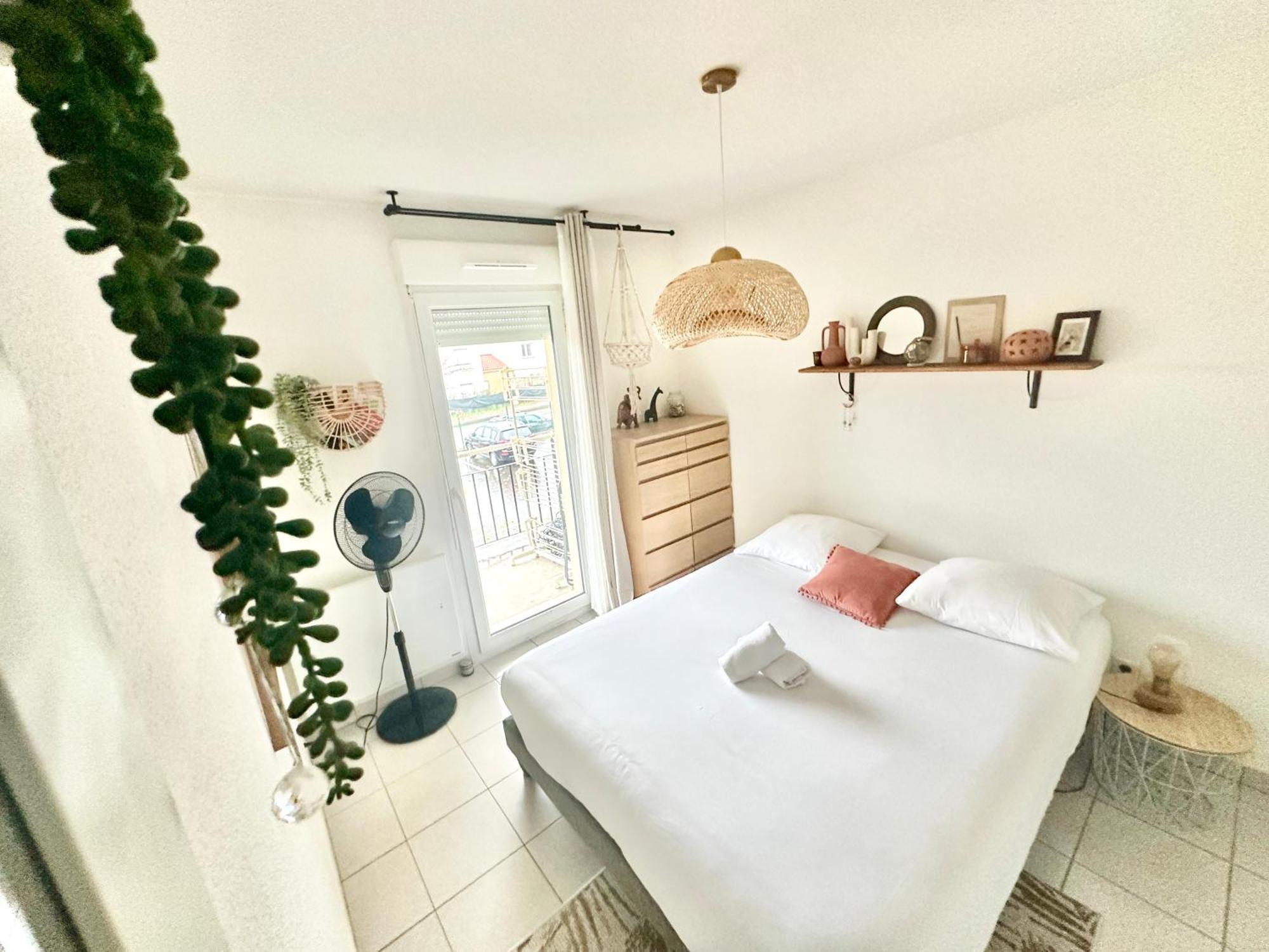 L'Arsene, Un Cocon Avec Terrasse Apartment Panazol Bagian luar foto