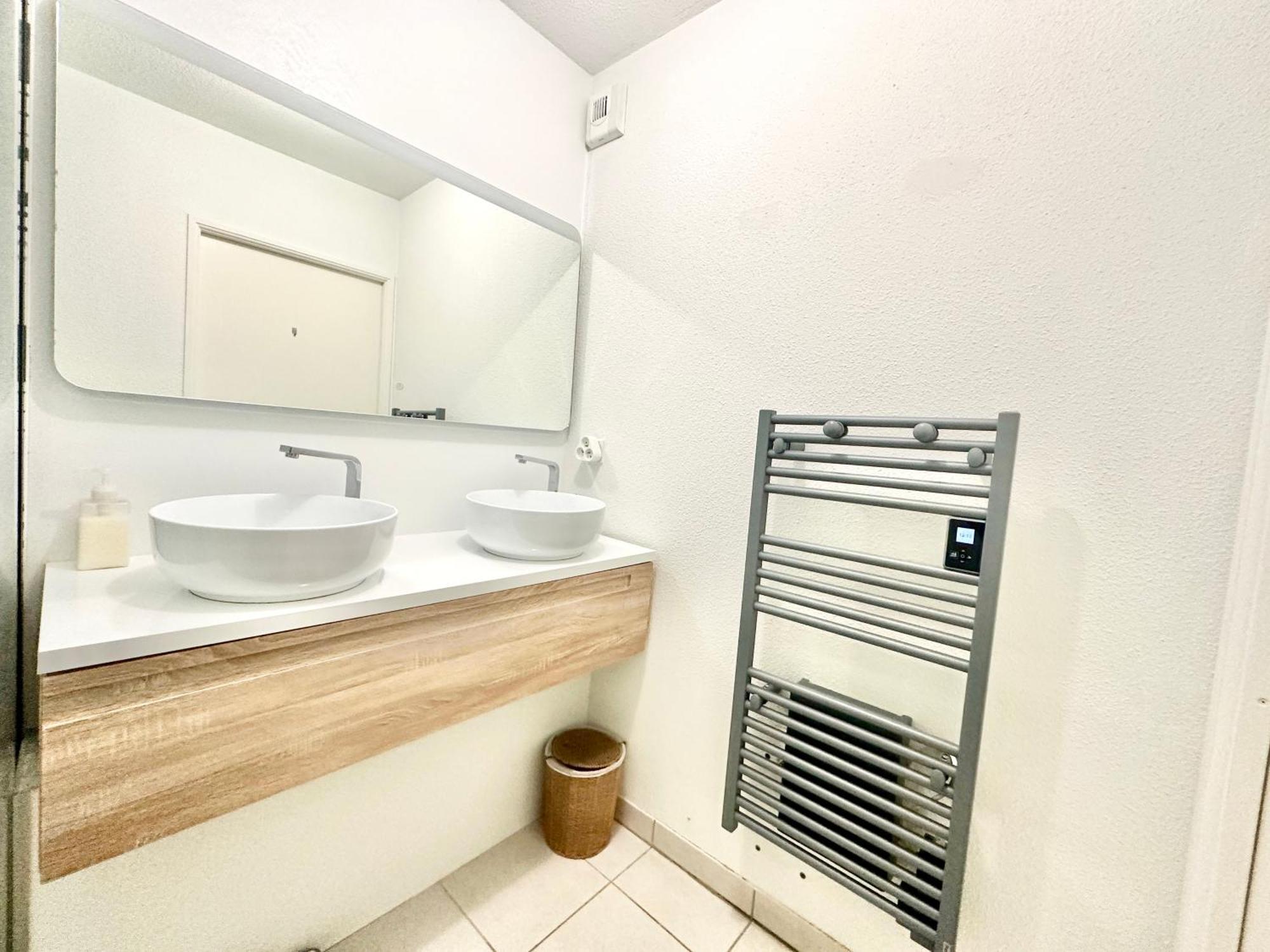 L'Arsene, Un Cocon Avec Terrasse Apartment Panazol Bagian luar foto